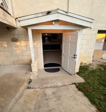 9330 - Featured